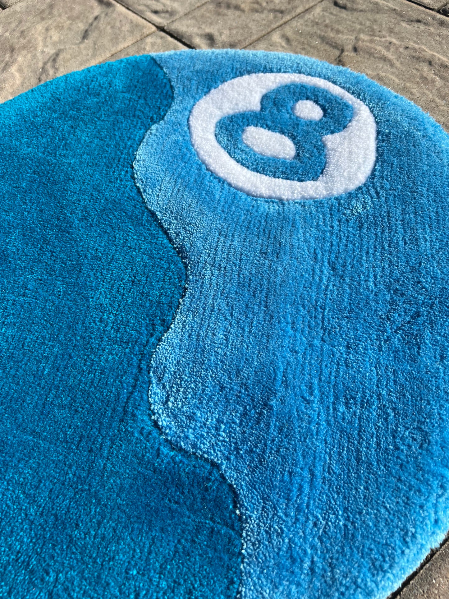 8 Ball 2 Tone (Blue)